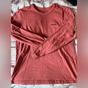 L Women’s Patagonia Longsleeve